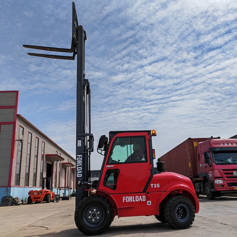 3.5tons rough terrain forklift with XINCHAI engine