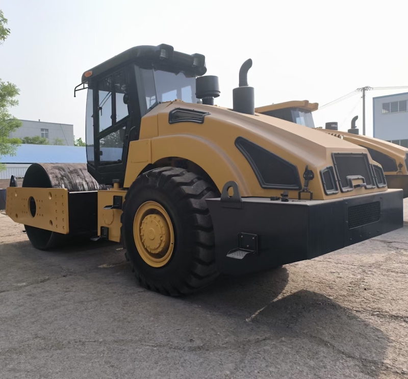 18ton to 26ton full hydraulic double drive single drum vibration road roller